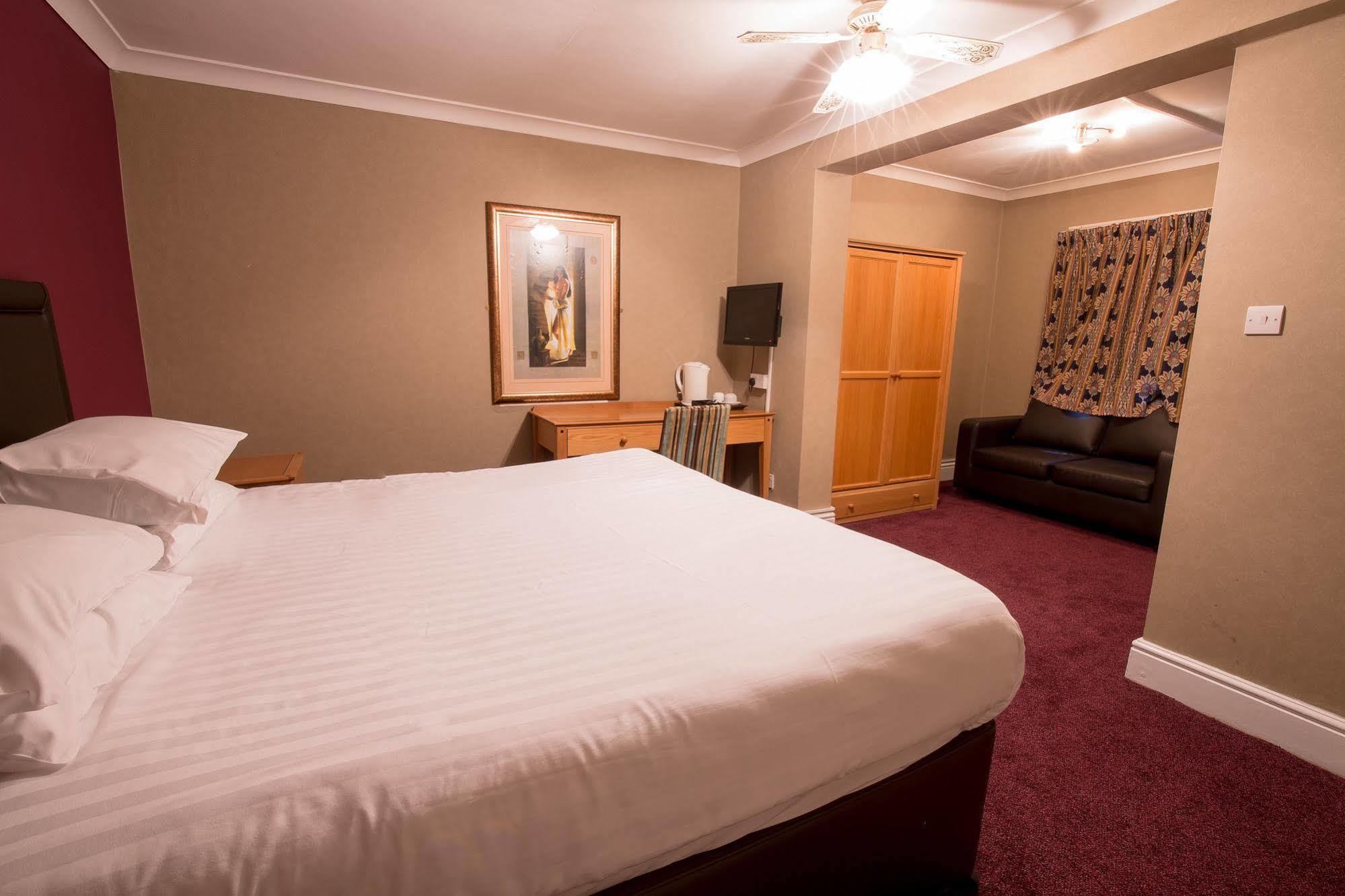 Rossmore Hotel Ilford Extérieur photo