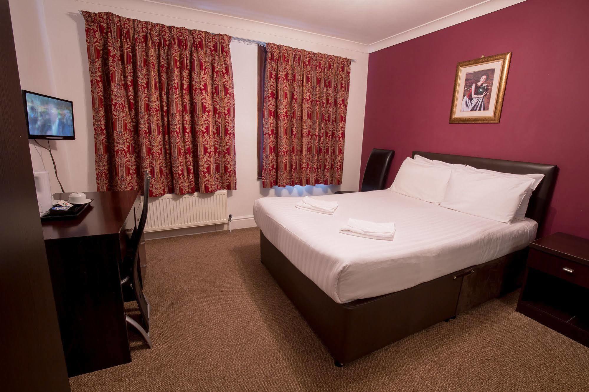 Rossmore Hotel Ilford Extérieur photo